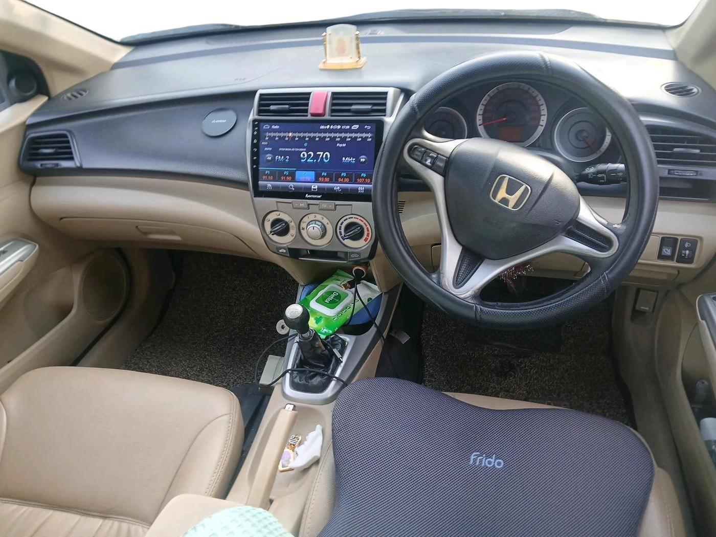 2011 Honda City 1.5L I-VTEC V MT, Petrol, Manual, 1,95,405 km, interior