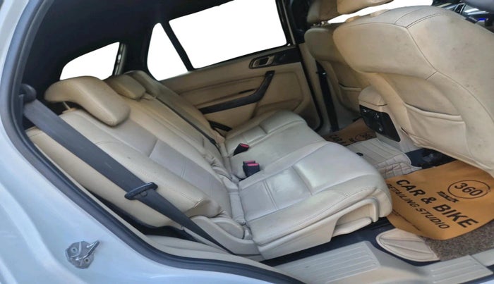 2017 Ford Endeavour TITANIUM 3.2 4X4 AT, Diesel, Automatic, 74,554 km, interior