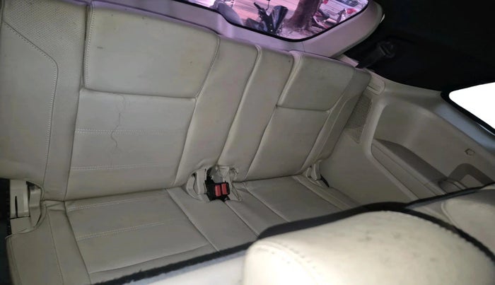 2017 Ford Endeavour TITANIUM 3.2 4X4 AT, Diesel, Automatic, 74,554 km, interior