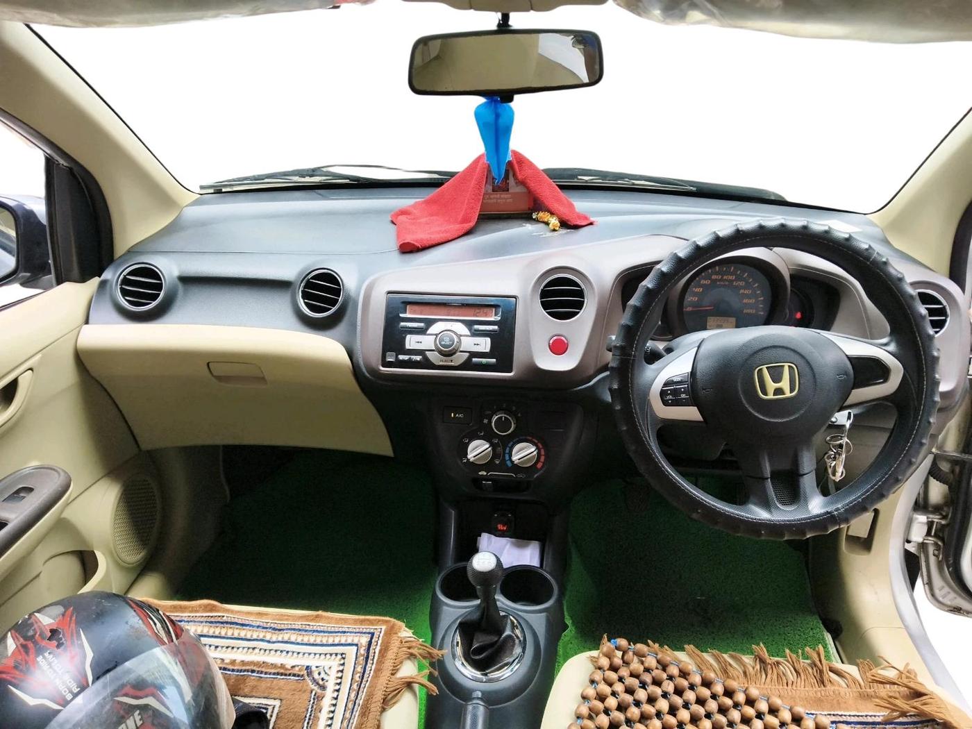 2013 Honda Amaze 1.2L I-VTEC S, Petrol, Manual, 33,999 km, interior