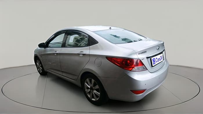 2012 Hyundai Verna FLUIDIC 1.6 VTVT SX, Petrol, Manual, 83,390 km, exterior