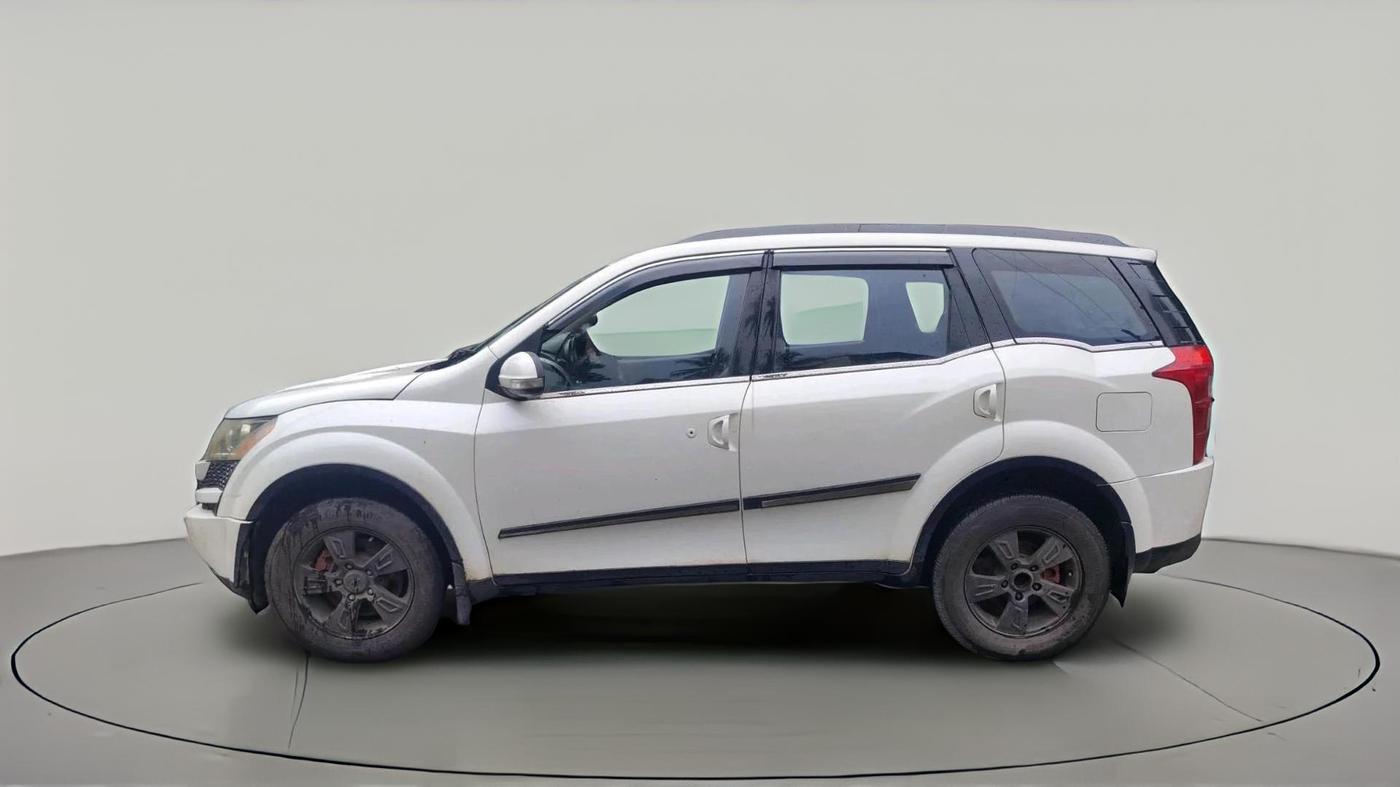 2012 Mahindra XUV500 W8, Diesel, Manual, 88,959 km, exterior