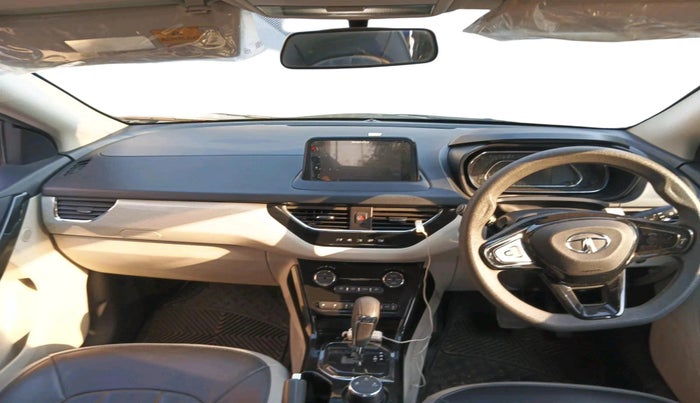 2022 Tata NEXON XZA PLUS PETROL, Petrol, Automatic, 28,172 km, interior