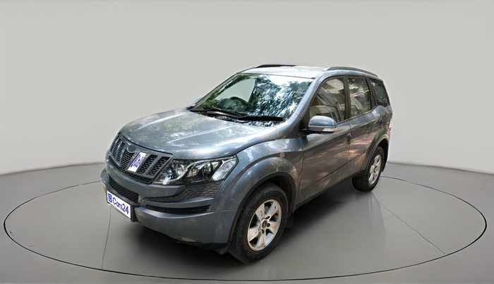 2014 Mahindra XUV500 W8, Diesel, Manual, 1,21,416 km, exterior