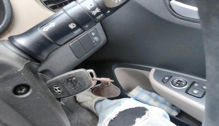 2017 Hyundai Xcent S 1.2, Petrol, Manual, 9,136 km, interior