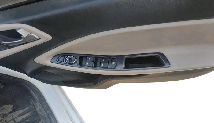 2015 Hyundai Elite i20 SPORTZ 1.4 CRDI, Diesel, Manual, 1,16,590 km, interior