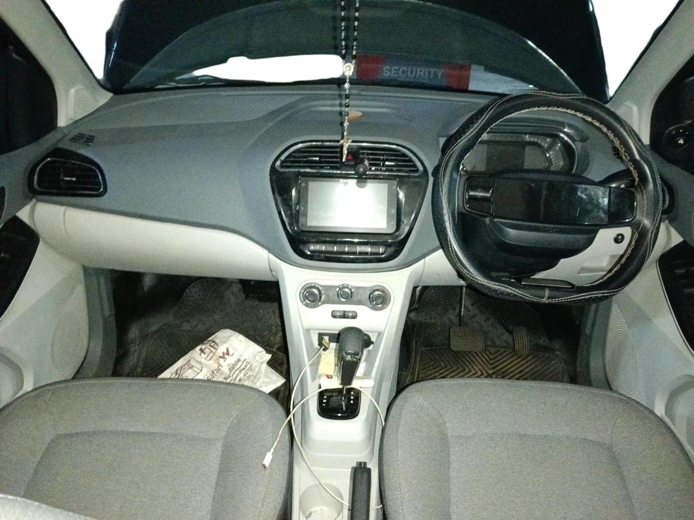2025 Tata Tiago XTA CNG , CNG, Automatic, 14,559 km, interior