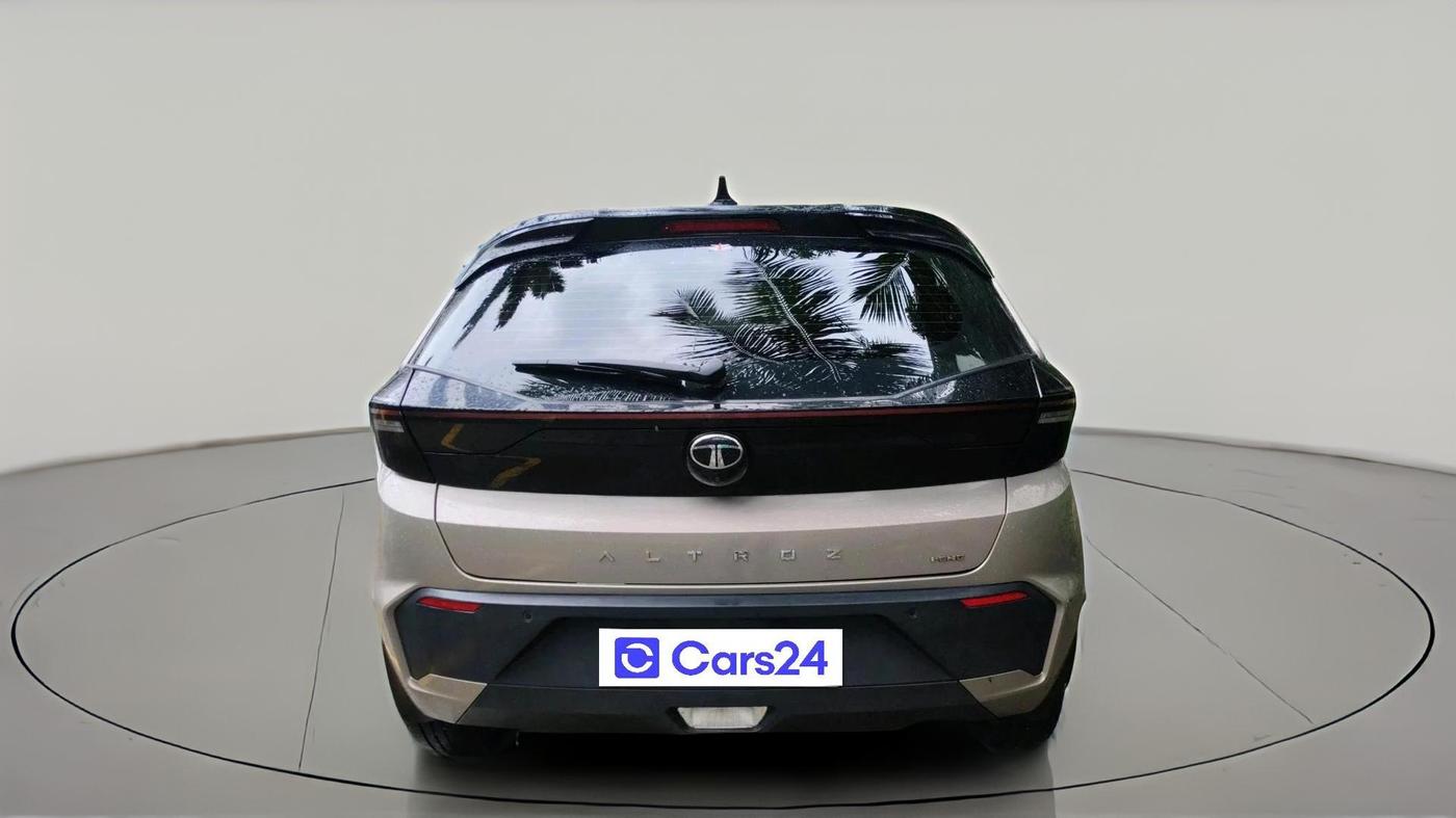2025 Tata ALTROZ Creative CNG 5MT, CNG, Manual, 9,765 km, exterior