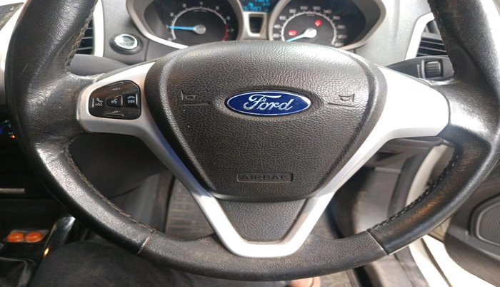 2014 Ford Ecosport TITANIUM 1.0L ECOBOOST (OPT), Petrol, Manual, 67,997 km, interior