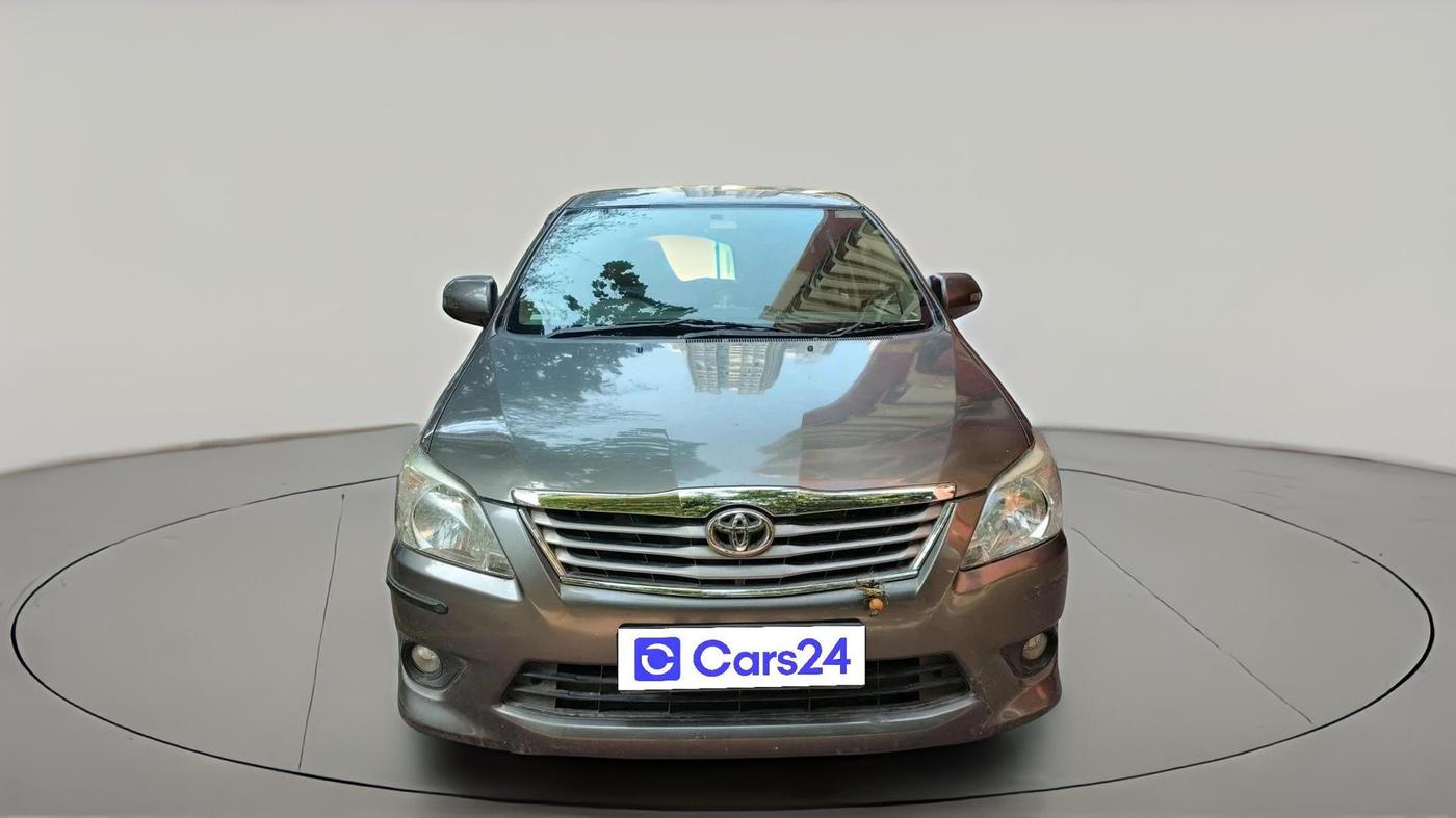 2012 Toyota Innova VX 2.5 7 STR, Diesel, Manual, 2,38,257 km, exterior