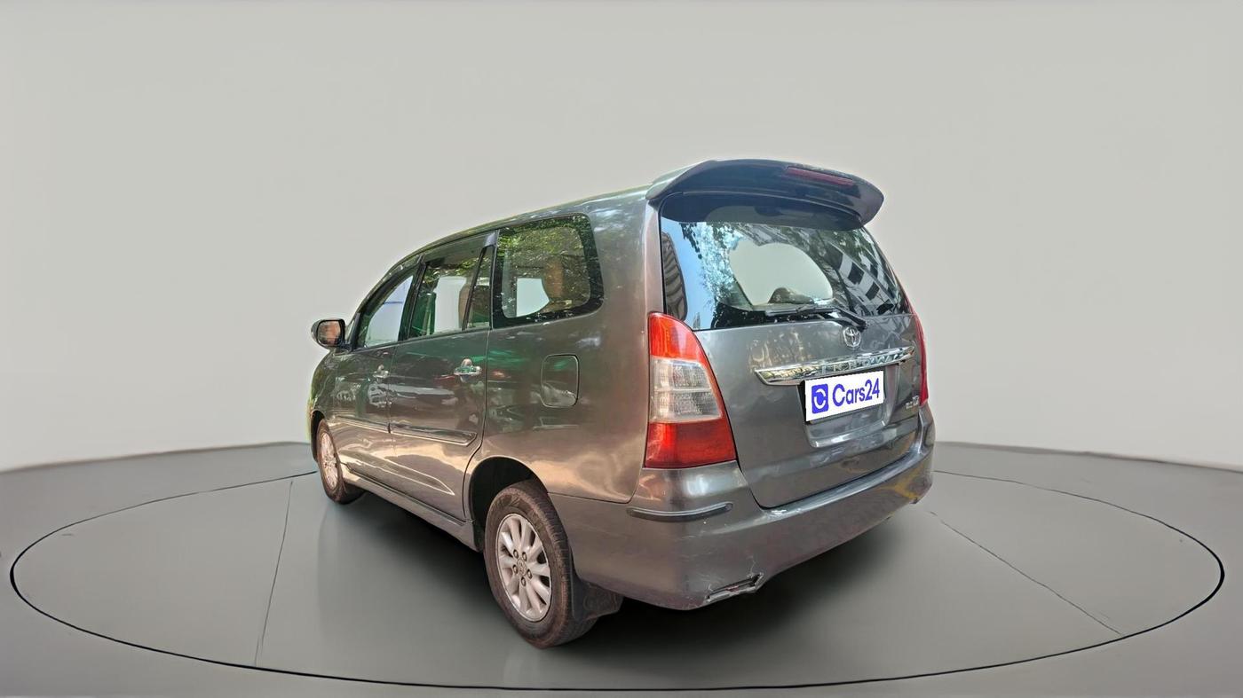 2012 Toyota Innova VX 2.5 7 STR, Diesel, Manual, 2,38,257 km, exterior