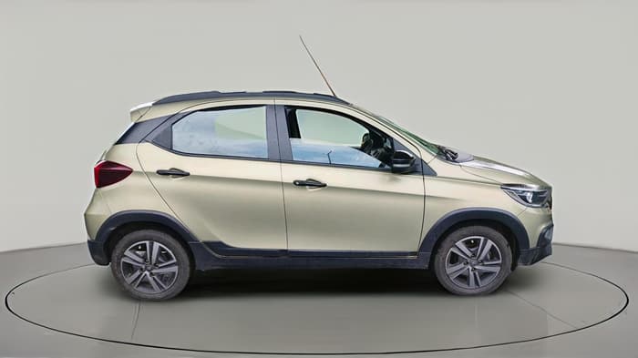 2024 Tata TIAGO NRG XZ MT, Petrol, Manual, 5,628 km, exterior