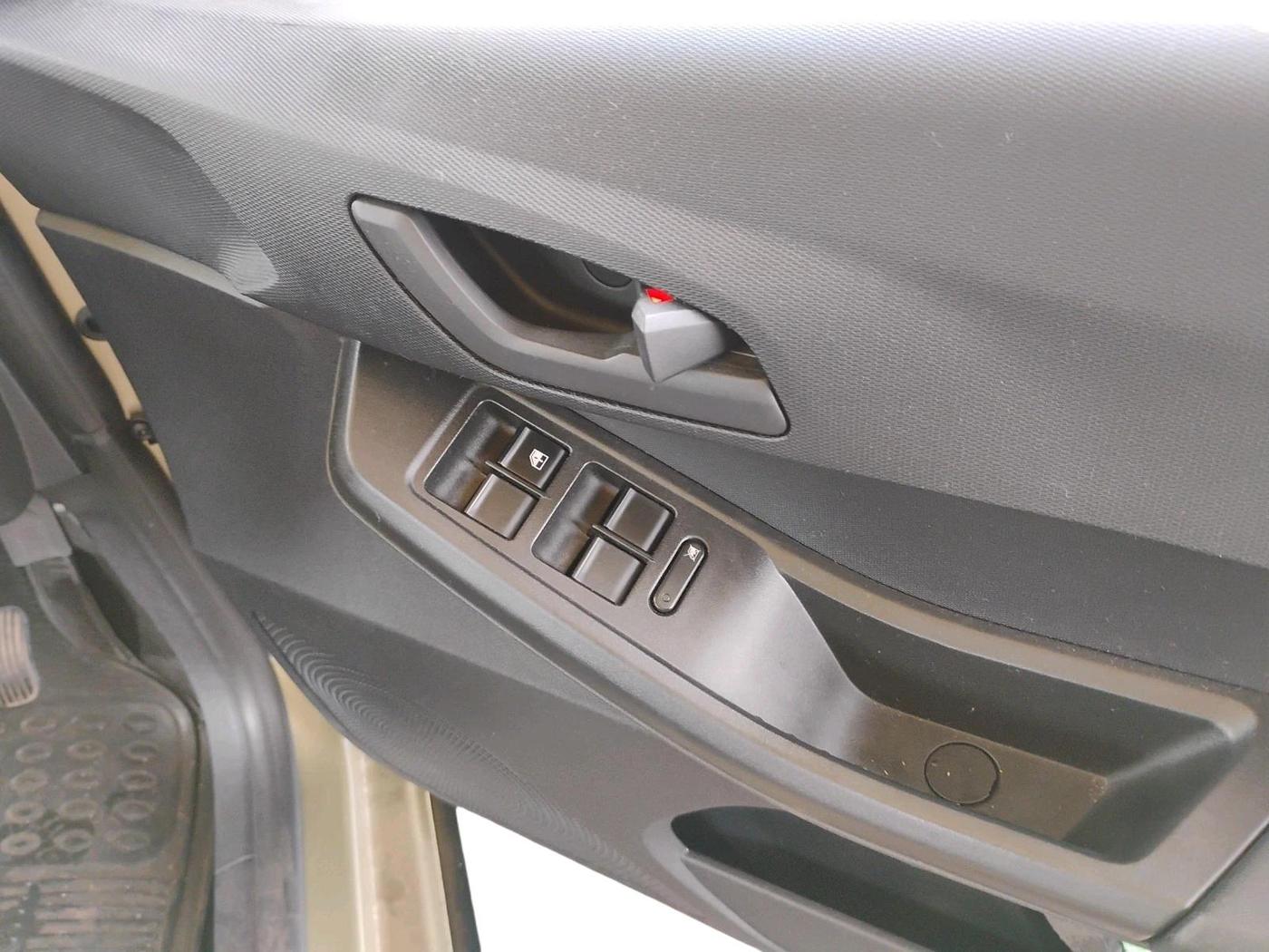 2024 Tata TIAGO NRG XZ MT, Petrol, Manual, 5,628 km, interior