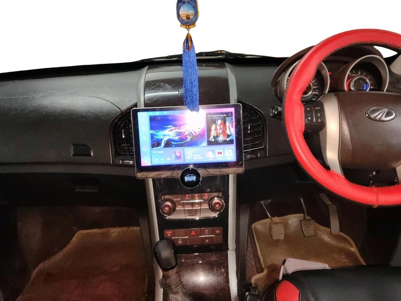 2012 Mahindra XUV500 W8, Diesel, Manual, 75,236 km, interior