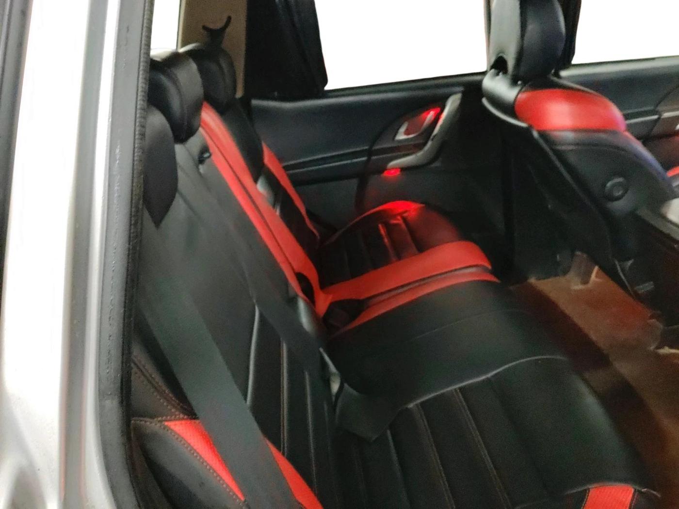 2012 Mahindra XUV500 W8, Diesel, Manual, 75,236 km, interior