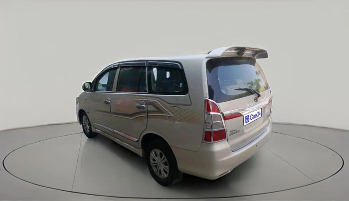 2012 Toyota Innova GX 2.5 8 STR, Diesel, Manual, 1,26,599 km, exterior