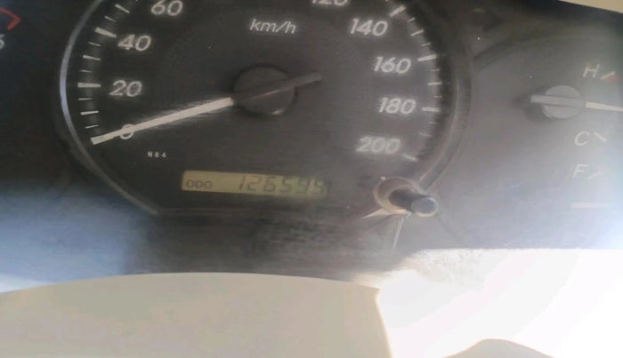 2012 Toyota Innova GX 2.5 8 STR, Diesel, Manual, 1,26,599 km, interior