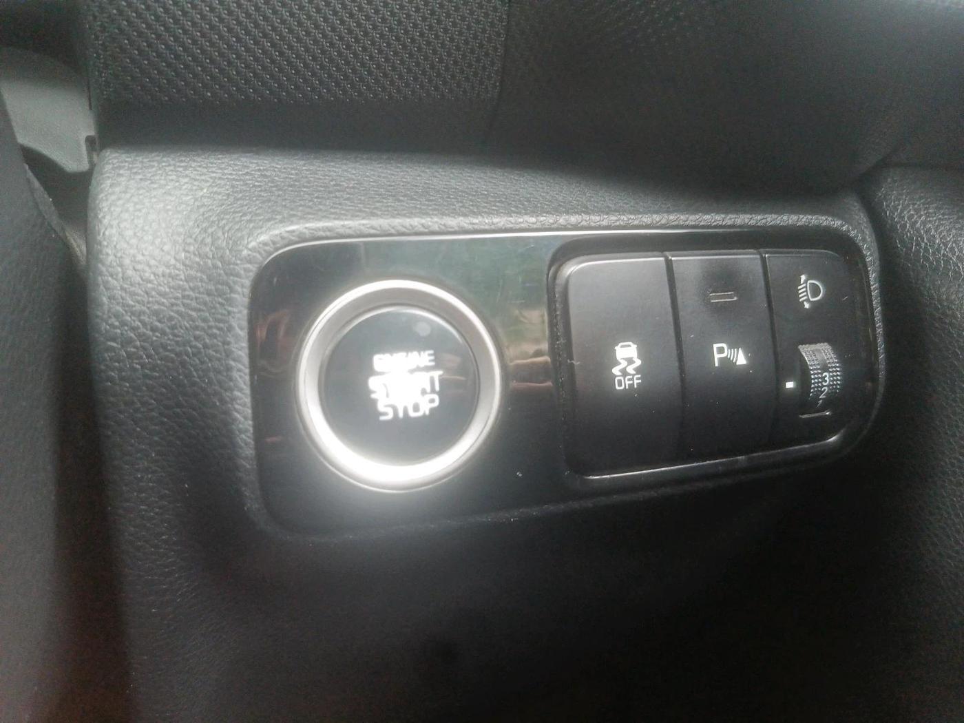 2021 KIA SONET GTX PLUS 1.0 IMT, Petrol, Manual, 70,951 km, interior
