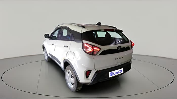 2022 Tata NEXON XM PLUS SUNROOF PETROL, Petrol, Manual, 38,000 km, exterior