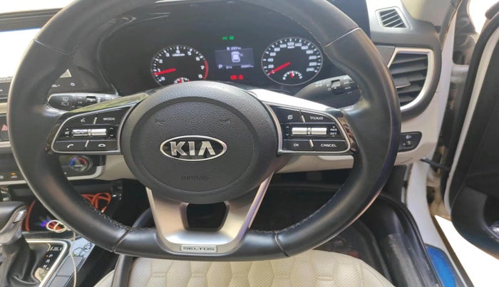 2020 KIA SELTOS HTX IVT 1.5 PETROL, Petrol, Automatic, 33,947 km, interior