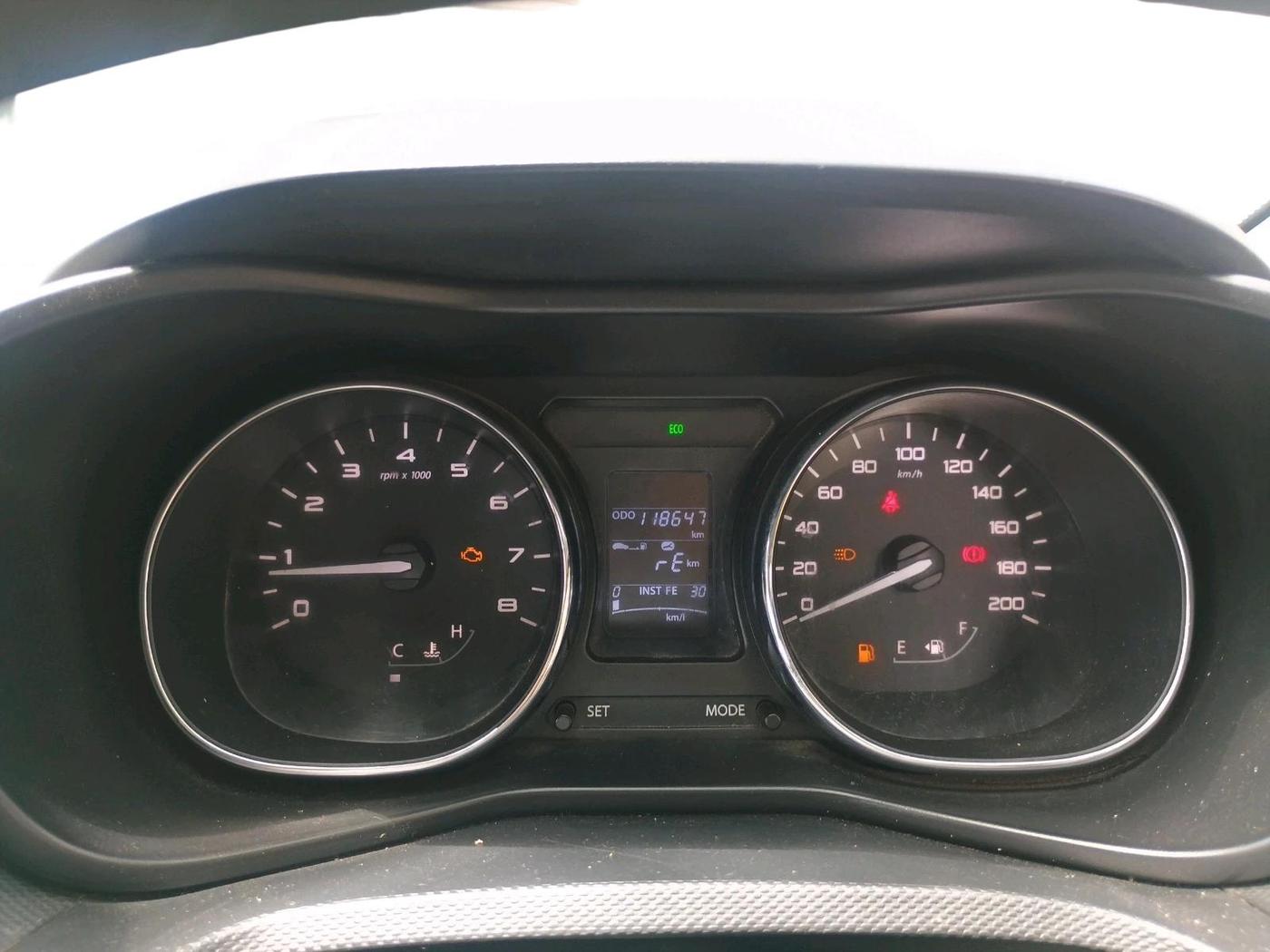 2018 Tata NEXON XZ PLUS PETROL, Petrol, Manual, 1,18,647 km, interior