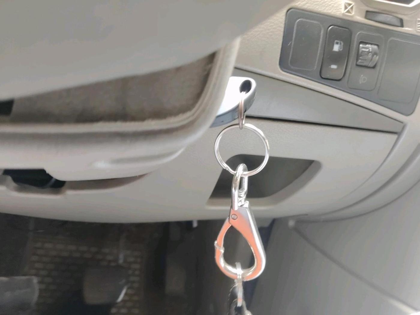 2013 Mahindra Quanto C2, Diesel, Manual, 1,41,420 km, interior