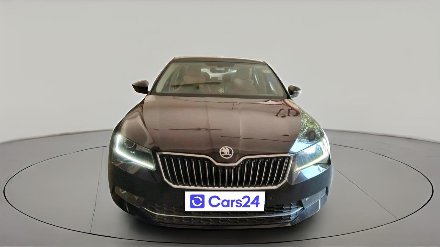 2017 Skoda Superb L&K 1.8 TSI AT, Petrol, Automatic, 86,842 km, exterior