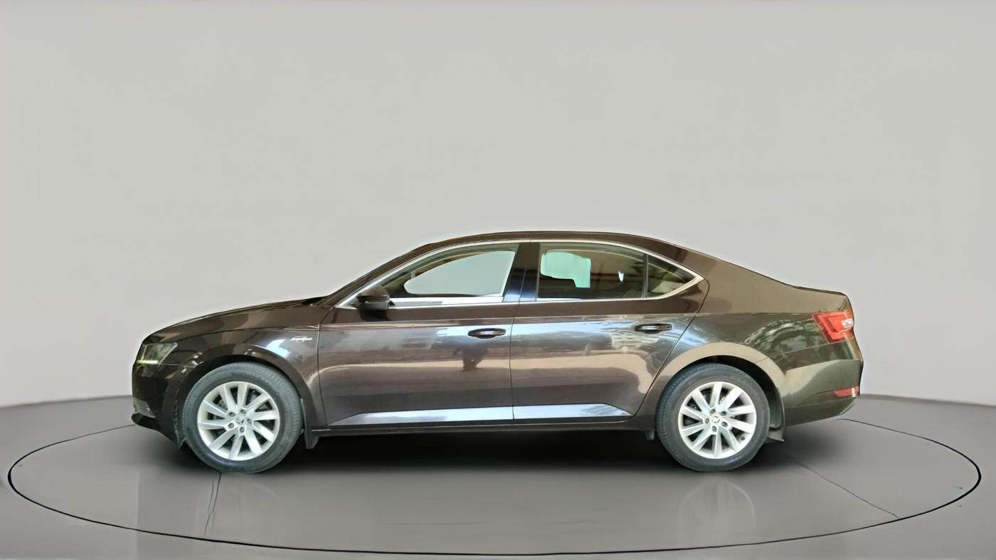 2017 Skoda Superb L&K 1.8 TSI AT, Petrol, Automatic, 86,842 km, exterior