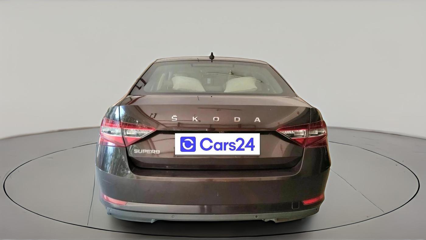 2017 Skoda Superb L&K 1.8 TSI AT, Petrol, Automatic, 86,842 km, exterior