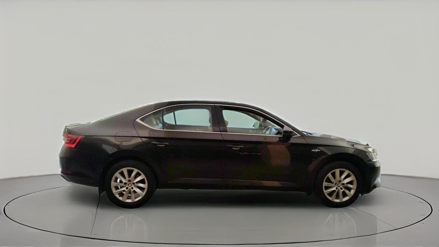 2017 Skoda Superb L&K 1.8 TSI AT, Petrol, Automatic, 86,842 km, exterior