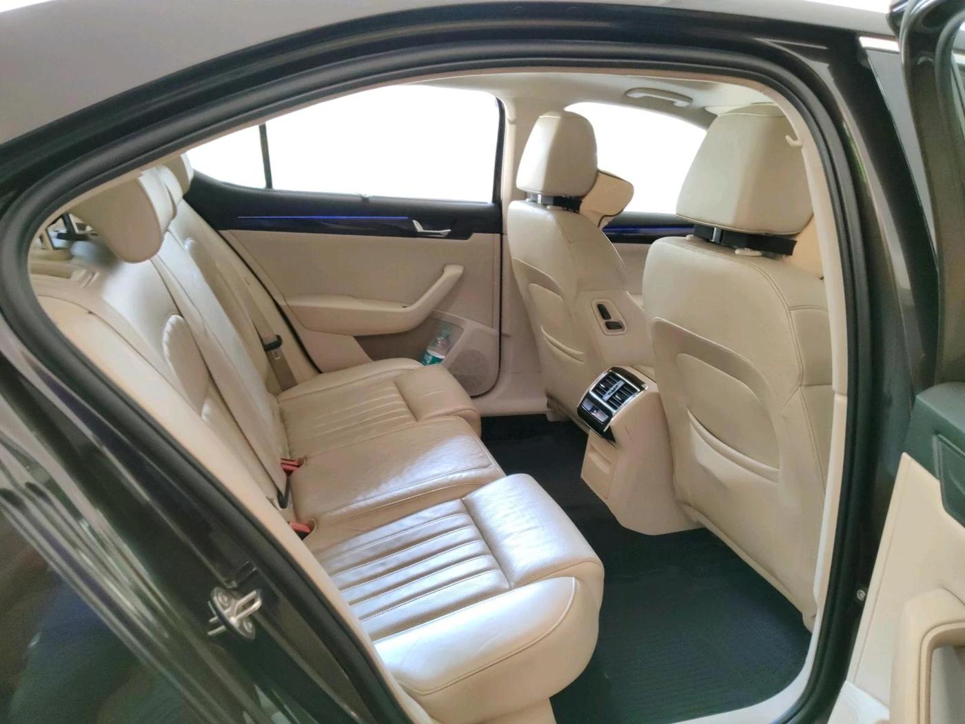 2017 Skoda Superb L&K 1.8 TSI AT, Petrol, Automatic, 86,842 km, interior
