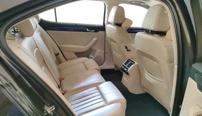 2017 Skoda Superb L&K 1.8 TSI AT, Petrol, Automatic, 86,842 km, interior