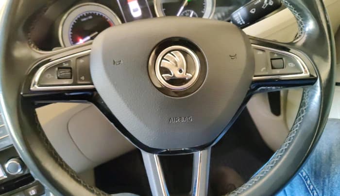2017 Skoda Superb L&K 1.8 TSI AT, Petrol, Automatic, 86,842 km, interior