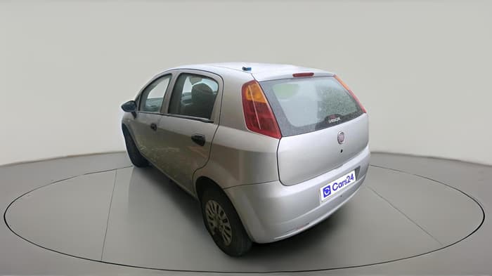2014 Fiat Punto EVO ACTIVE 1.3 MULTIJET, Diesel, Manual, 2,16,402 km, exterior