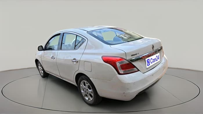 2012 Renault Scala RXL DIESEL, Diesel, Manual, 1,30,986 km, exterior