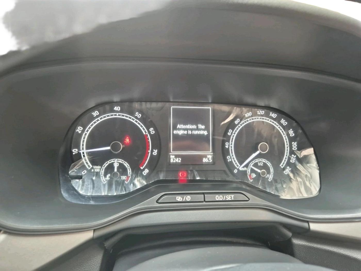 2022 Skoda KUSHAQ AMBITION 1.0L TSI MT, Petrol, Manual, 8,242 km, interior