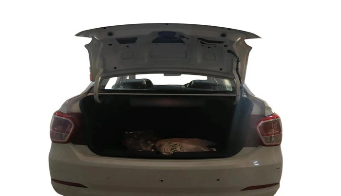 2014 Hyundai Xcent S AT 1.2 (O), Petrol, Automatic, 58,582 km, exterior