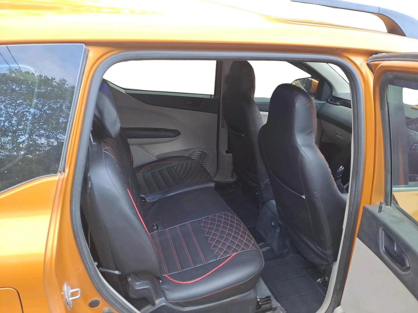 2019 Renault TRIBER RXT, Petrol, Manual, 43,100 km, interior