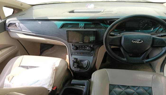 2018 Mahindra MARAZZO M2 8 STR, Diesel, Manual, 1,30,400 km, interior
