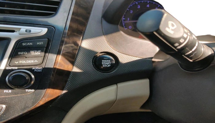 2011 Hyundai Verna FLUIDIC 1.6 VTVT SX, Petrol, Manual, 78,893 km, interior