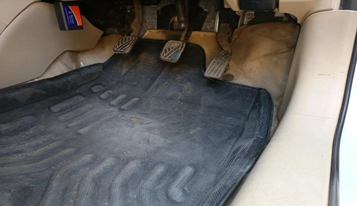 2013 Maruti Swift Dzire VXI, Petrol, Manual, 58,680 km, interior