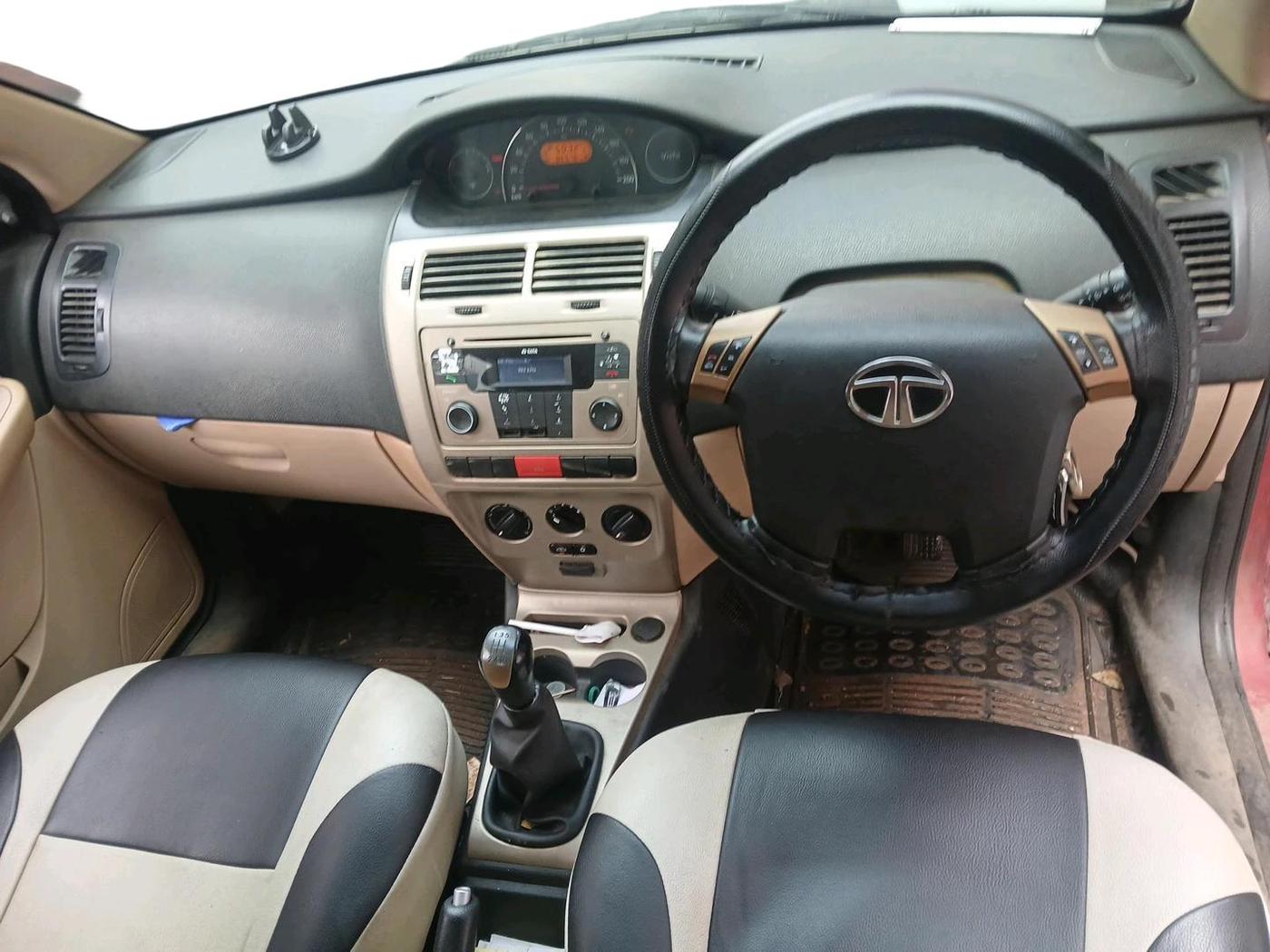 2012 Tata Indica Vista LX QUADRAJET, Diesel, Manual, 86,576 km, interior