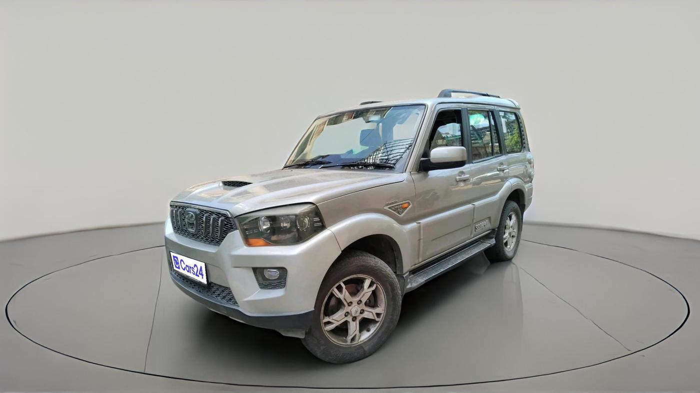 2015 Mahindra Scorpio S10, Diesel, Manual, 1,39,802 km, exterior