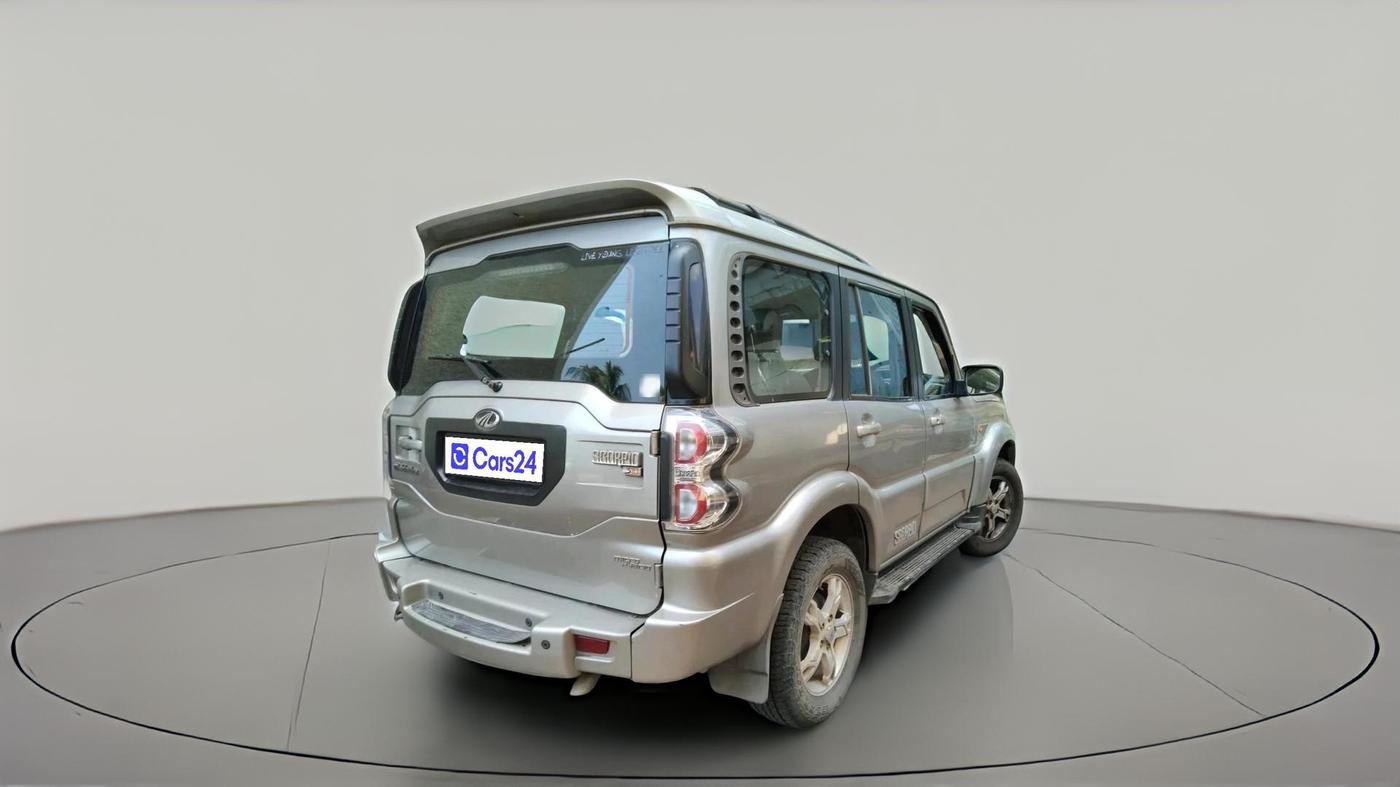 2015 Mahindra Scorpio S10, Diesel, Manual, 1,39,802 km, exterior