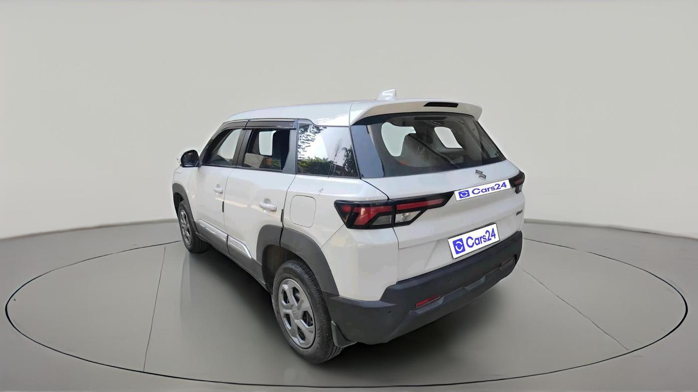 2023 Maruti BREZZA VXI AT SMART HYBRID, Petrol, Automatic, 17,243 km, exterior