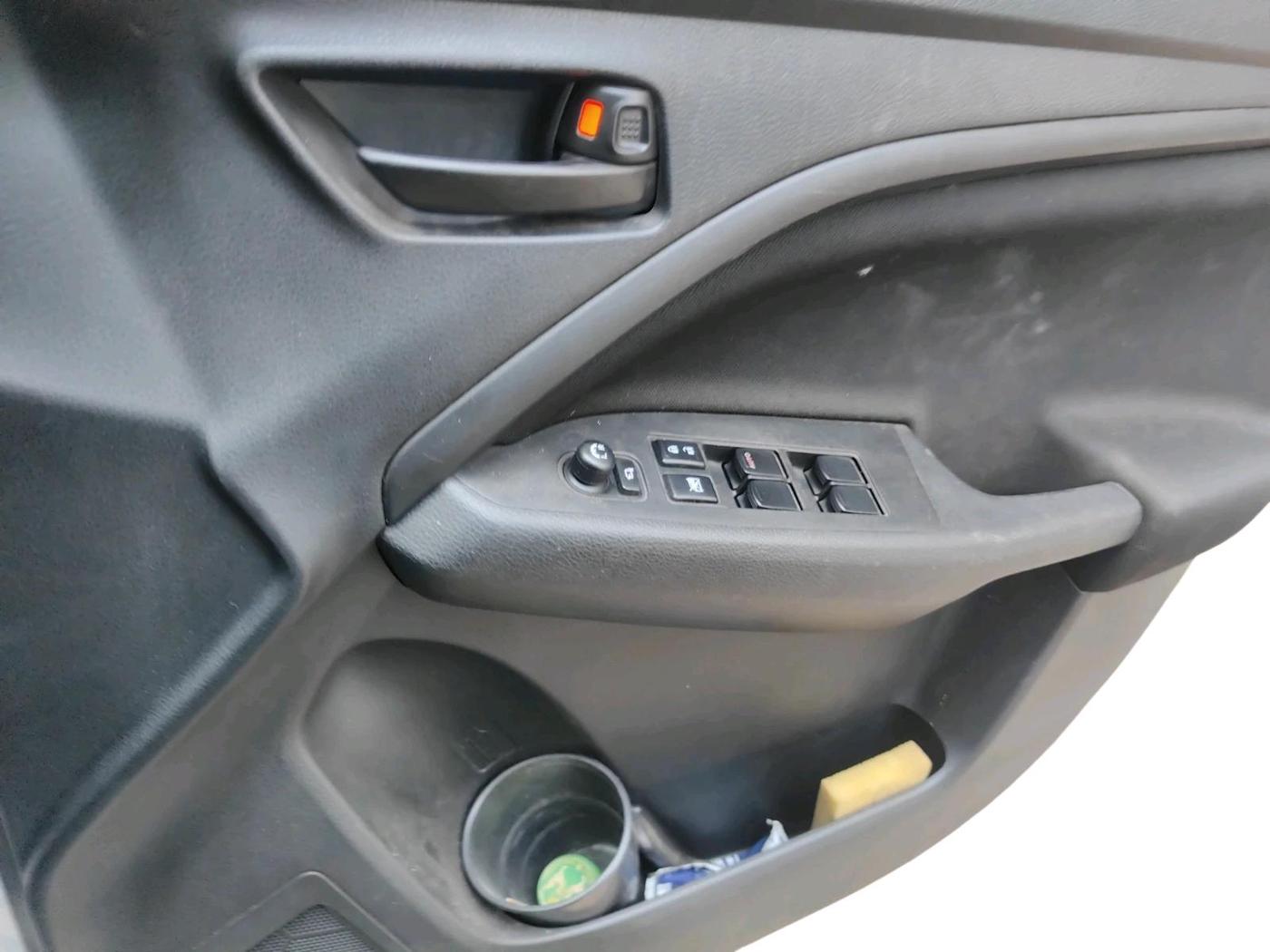 2023 Maruti BREZZA VXI AT SMART HYBRID, Petrol, Automatic, 17,243 km, interior