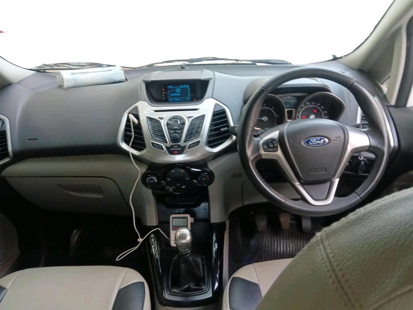 2014 Ford Ecosport TITANIUM 1.5L DIESEL, Diesel, Manual, 80,587 km, interior
