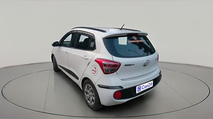 2018 Hyundai Grand i10 SPORTZ 1.2 KAPPA VTVT, CNG, Manual, 66,239 km, exterior
