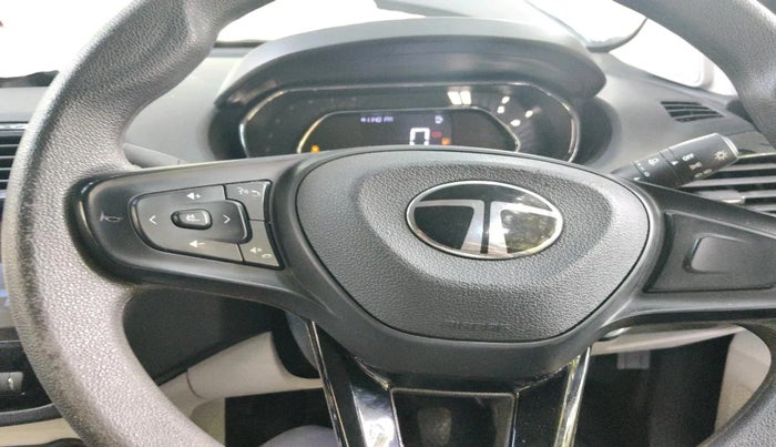 2024 Tata TIGOR XZ CNG, CNG, Manual, 17,790 km, interior