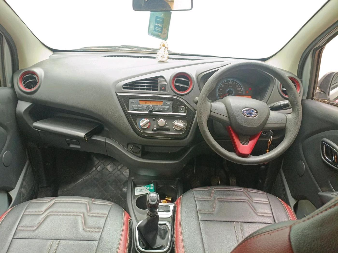 2018 Datsun Redi Go T, Petrol, Manual, 25,788 km, interior